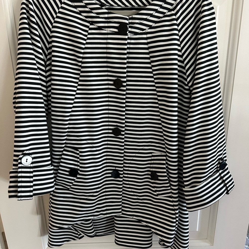 For Cynthia Black and White Striped Blazer